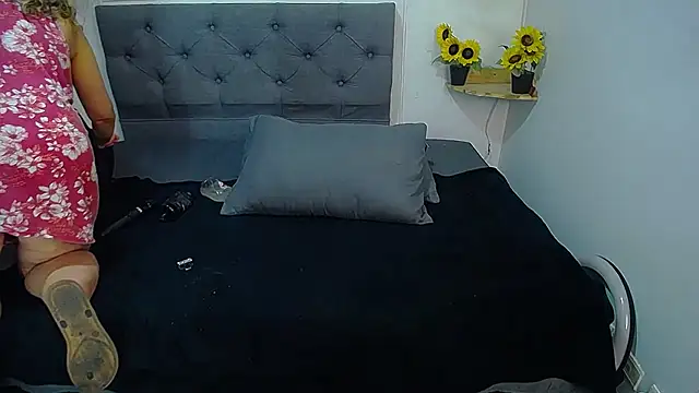 sasi_luna webcam