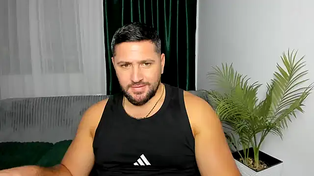 Gold_Alpha_Boy webcam