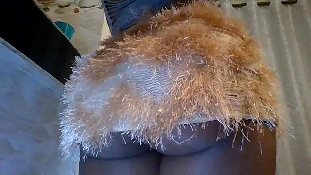 Queen-Amber webcam