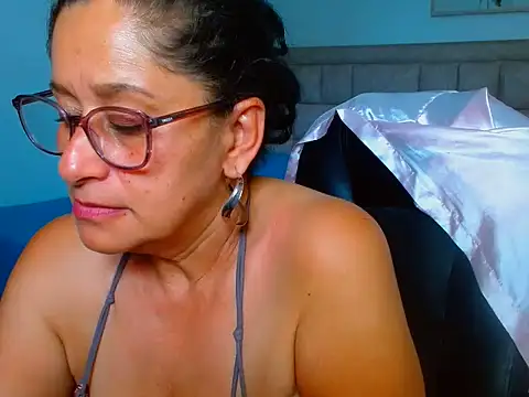 juanitaaxooxx webcam