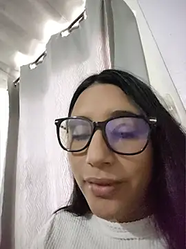 NinaFlow_22 webcam