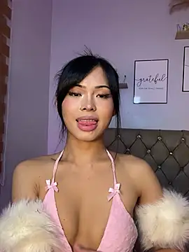 MiaraLove webcam