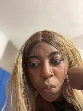 dream_ebony_cr webcam