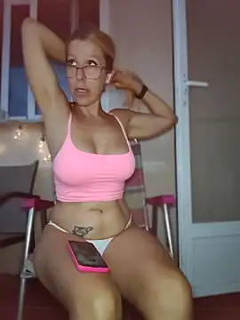 Manuerlaruby live cam on StripChat