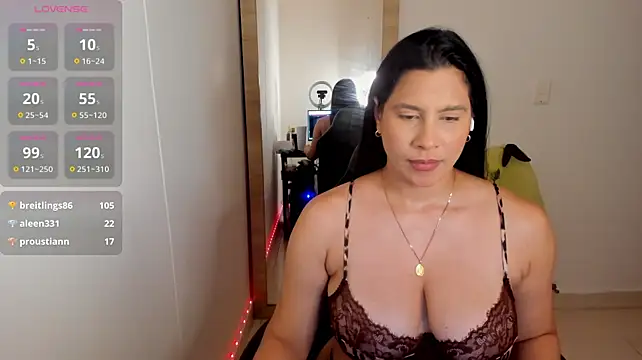 hellensexy live cam on StripChat