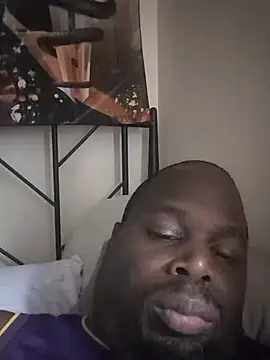 goodboybaddaddy live sex cam