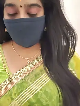 saritha29 live cam on StripChat