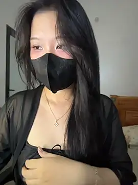 Linnacute22 live cam on StripChat