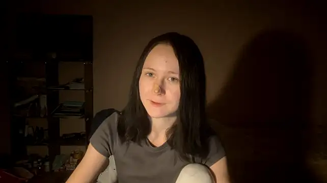 RukiyaLowland live cam on StripChat