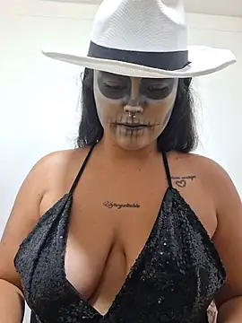Ariana_Pierce webcam