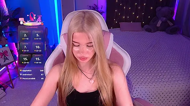 Milla_Rae live cam on StripChat