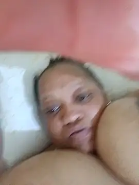 BBW123MILF live cam on StripChat
