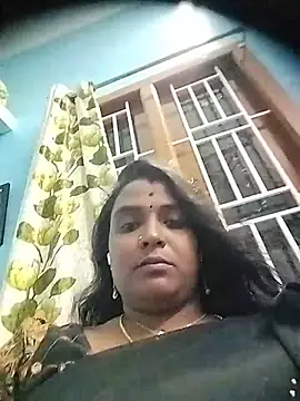 Romantic_cherry webcam