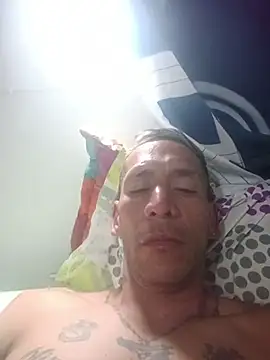 Elmono__1 webcam