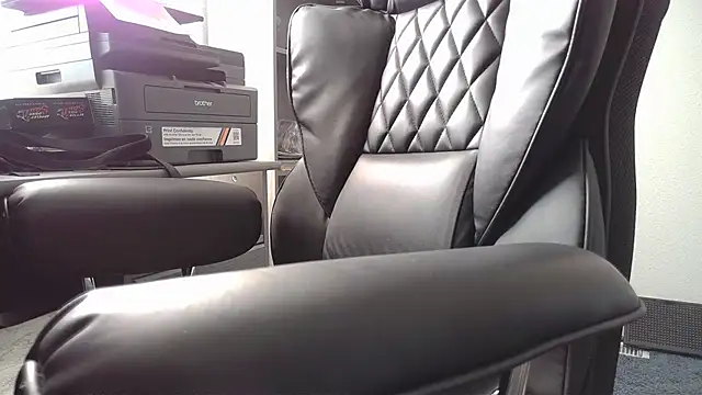 TrevorSteele webcam