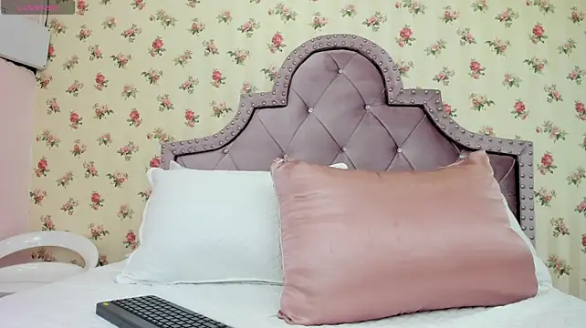 ariana_moon00