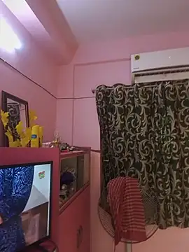 naughtymia06 webcam