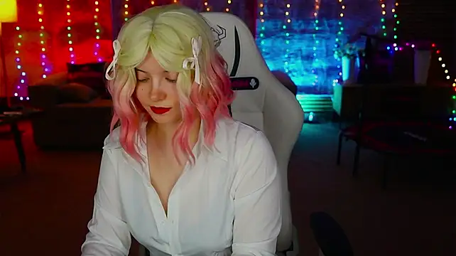 Tessa_054