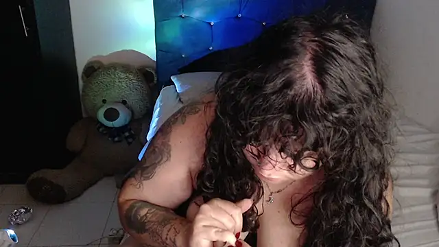 ANGELIQUE_KLANE live cam preview