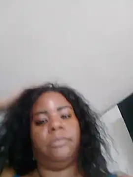 bigtitssxx webcam