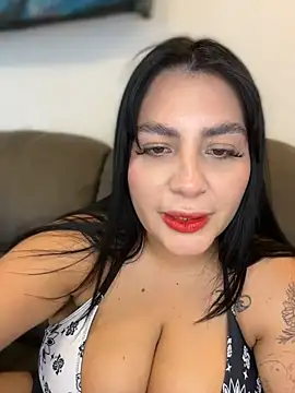 Vicky_Sixx
