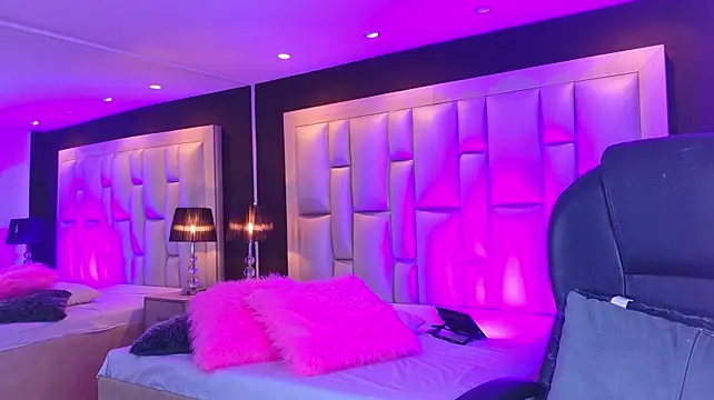 LuisaJonnes_ webcam