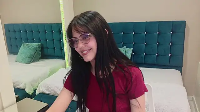 Lessly_Day webcam