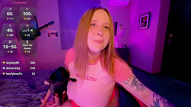 NaomiRey1 webcam
