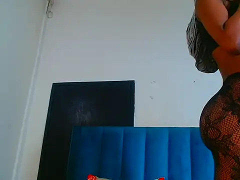 sexybitchh22 webcam