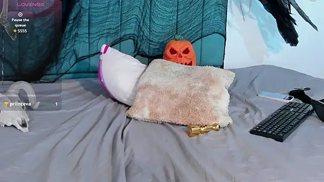 aishaLourent webcam