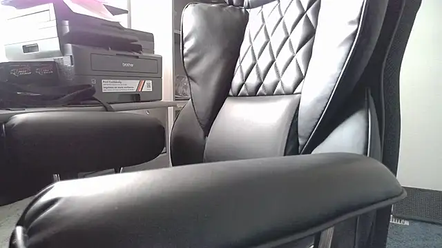 TrevorSteele live cam on StripChat