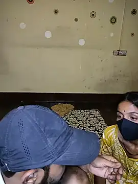 Desi_Fox1 webcam