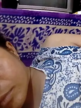 Varsha_96 webcam