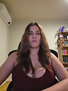 miarides19 (F teen) - I suck the dildo 😜😜