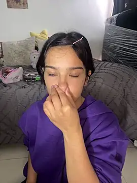 sweett_chocco (F teen) - ✦✌🏻Fingers in pussy + lush on clit🌸♡