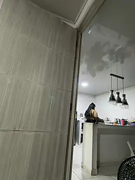 SharikBrowns webcam