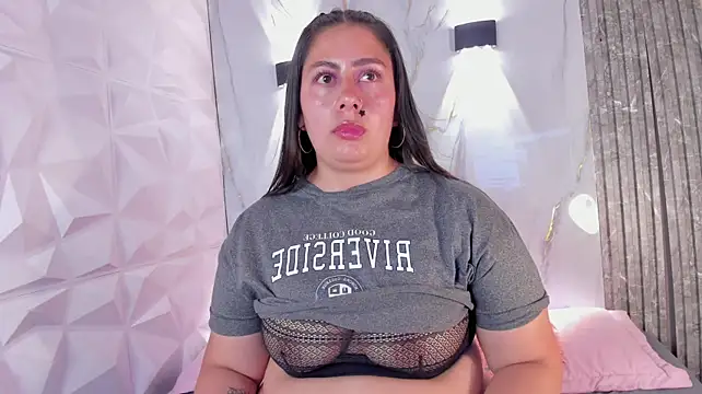 Letty_rossi live cam preview