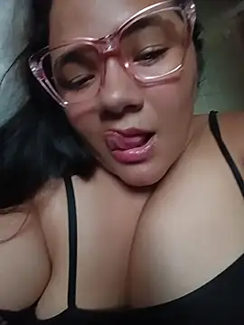 Van3orgasm4me live cam on StripChat