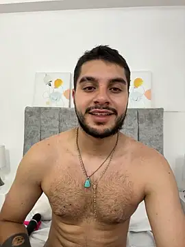 AmadeoWild live sex cam