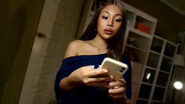 venusangelic live cam on StripChat