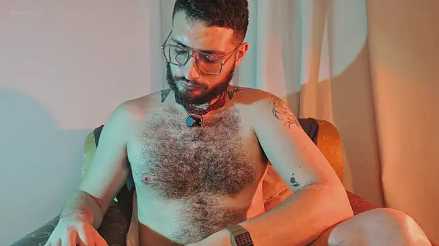axel_giracr