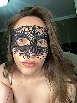 itsmeAlarann live cam preview