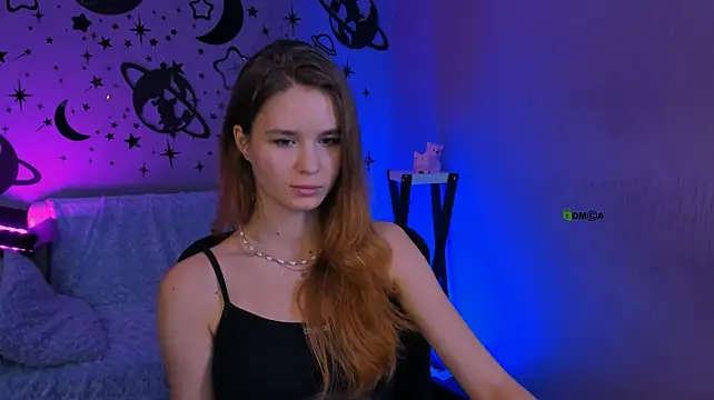 angie_foxy1