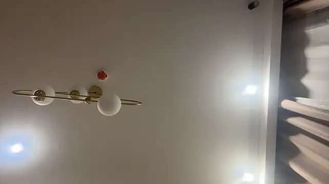 AnnaVelvetFire webcam