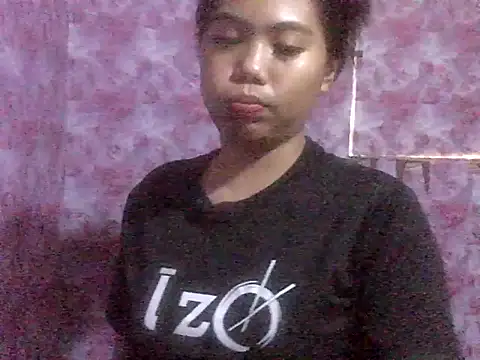 Hotpinay1826