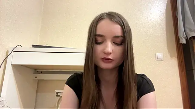 ShennaChiaminto webcam