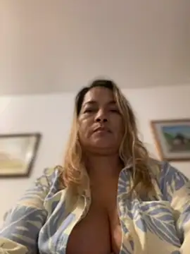Jlo_69 webcam