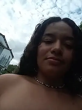 Luisa_curly_ webcam