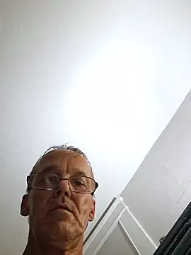 Marcus271 webcam