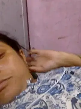 Varsha_96 webcam